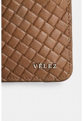 Porta Documentos En Cuero Para Mujer Calafate Porta Documentos En Cuero Para Mujer Calafate Tabaco VÉLEZ