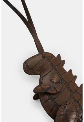 Charm En Cuero Croco Para Mujer Dino Charm En Cuero Croco Para Mujer Dino Cafe VÉLEZ