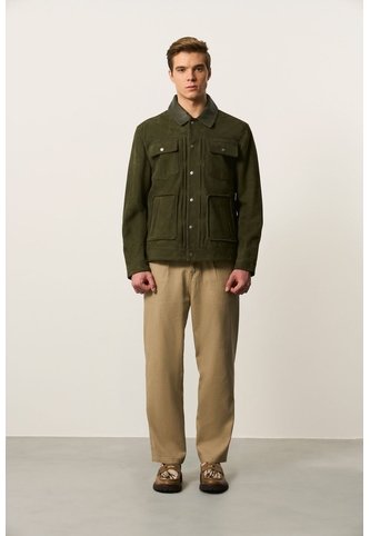 Chaqueta Aron En Gamuza Para Hombre Detalle Cuero Chaqueta Aron En Gamuza Para Hombre Detalle Cuero Verde Oliva XL VÉLEZ Vélez