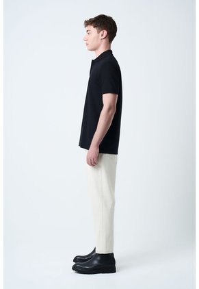 Polo Para Hombre Semi Fit Detalle Jacquard Polo Para Hombre Semi Fit Detalle Jacquard Negro S VÉLEZ
