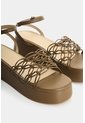 Sandalia Plataforma En Cuero Para Mujer Orquidea Sandalia Plataforma En Cuero Para Mujer Orquidea Tabaco 41 VÉLEZ de Vélez
