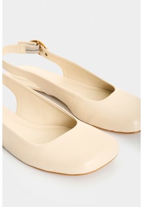 Baleta En Cuero Para Mujer Aura Baleta En Cuero Para Mujer Aura Crema 36 VÉLEZ