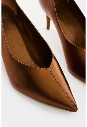 Tacones Jacinto De Cuero Para Mujer Stiletto Tacones Jacinto De Cuero Para Mujer Stiletto Bronce 39 VÉLEZ
