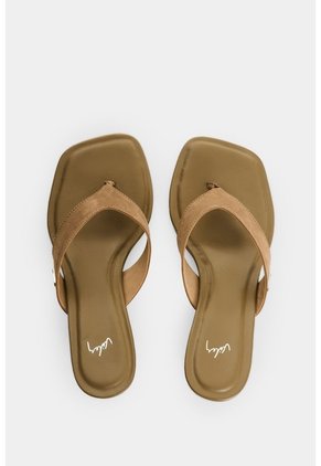 Sandalia Plataforma En Cuero Para Mujer Cienaga Sandalia Plataforma En Cuero Para Mujer Cienaga Tabaco 36 VÉLEZ
