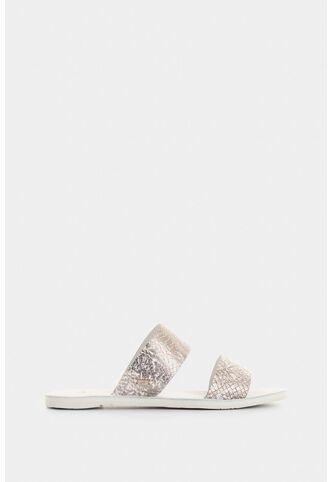 Sandalia Plana Iris De Cuero Para Mujer Grabada Sandalia Plana Iris De Cuero Para Mujer Grabada Plata 36 VÉLEZ Vélez