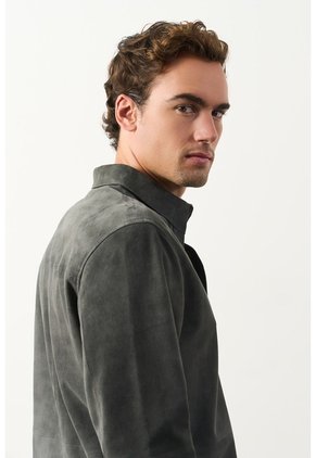Camisa Manga Larga Para Hombre Gamuza Camisa Manga Larga Para Hombre Gamuza Gris Pistola XXL VÉLEZ
