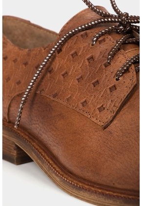 Zapatos Cordón Randy De Cuero Para Mujer Grabados Miel Zapatos Cordón Randy De Cuero Para Mujer Grabados Miel 38 VÉLEZ