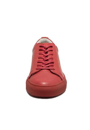Tenis Rojo VFYN Buchem 3
