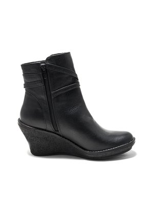 Botin Negro Vfyn Bekis 3