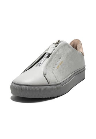 Tenis Gris VFYN Arigat 3 VFYN