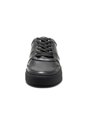 Tenis Negro Vfyn Quest 3