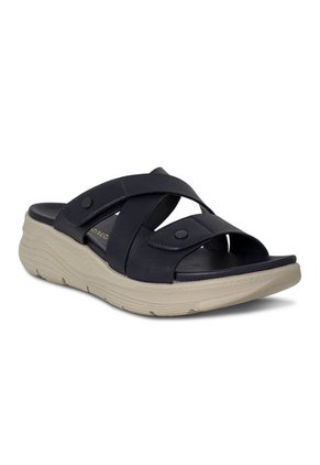 SANDALIA MUJER PLATAFORMA VIA SPRING NEGRO