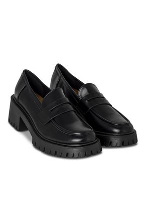 MOCASINES MUJER VIA SPRING NEGRO