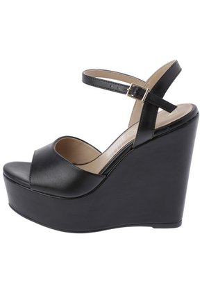 Sandalia Tacón Corrido Negro Via Uno