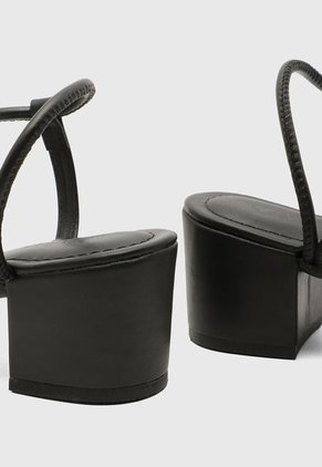 Sandalias VIA UNO Negro