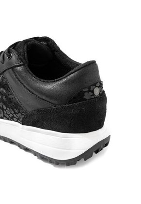 Tenis Cuero VillabonR VTI-4080 Negro