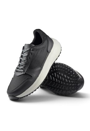Tenis Cuero Hombre VillabonR VK-3033 Negro