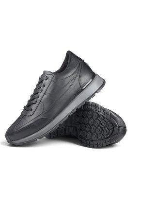 Tenis Cuero Hombre VillabonR VSA-4086 Negro