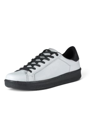 Tenis Cuero Hombre VillabonR VT-3025 BLANCO