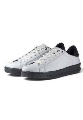 Tenis Cuero Hombre VillabonR VT-3026 BLANCO