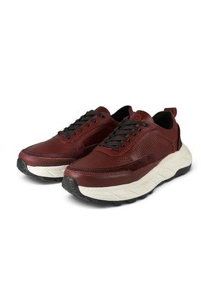 Tenis Cuero Vinotinto VillabonR VTS-8047