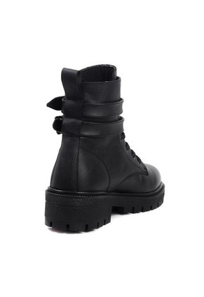 Botas Cuero Negro VillabonR VDM-5055 Correas