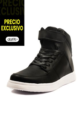 Teni Bota Cuero Negro VillabonR VA-3001