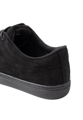 Tenis Cuero Hombre VillabonR VT-3022 Negro