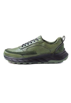 Tenis Cuero Verde VillabonR VTS-8045