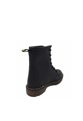 Botas Negro Mate VillabonR VDM-5038