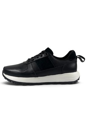 Tenis Cuero Hombre Negro VillabonR VL-3039