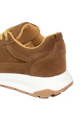 Tenis Miel VillabonR VRT-3057