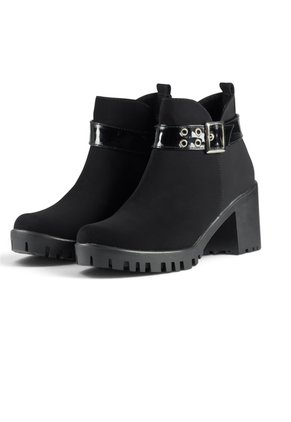Botín Mujer Negro VillabonR VRB-5205