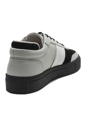 Tenis Gris ViolaBoston