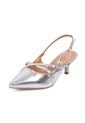 Tacon Bajo Plateado Slingback Kitten Vizzano de Vizzano
