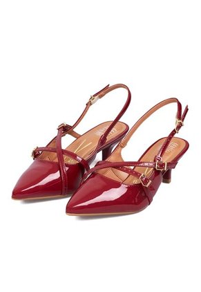 Tacon Bajo Rojo-Cereza Slingback Kitten Vizzano