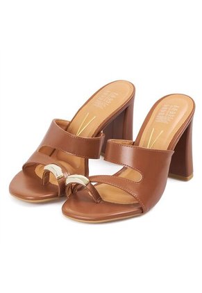 Sandalia Tacon Alto Mule Café-Mocca Vizzano