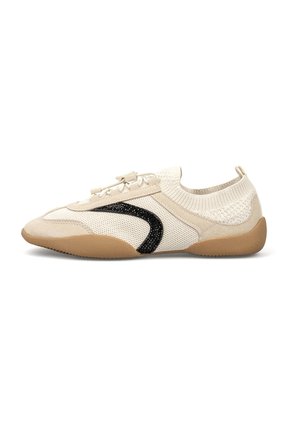Tenis Blanco Efecto Gamuza Vizzano