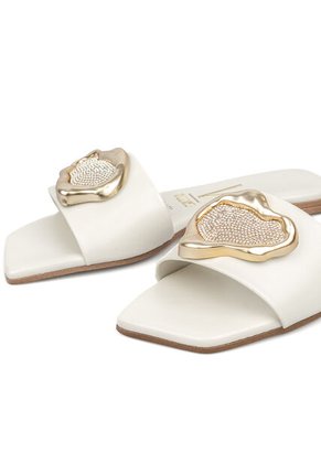 Sandalia Plana Marfil Dorado Napa G Vizzano