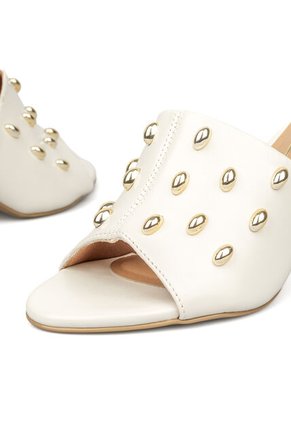 Sandalia Tacon Medio Marfil Vizzano