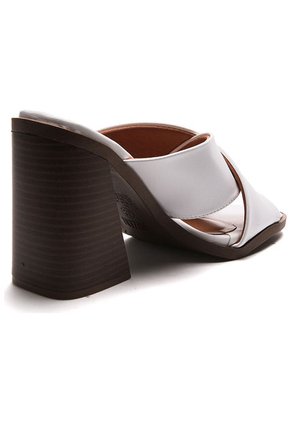 Sandalia Tacón Blanco-Café Vizzano