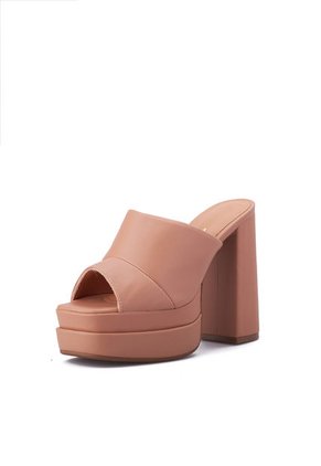 Sandalia Plataforma Tacón Nude Vizzano