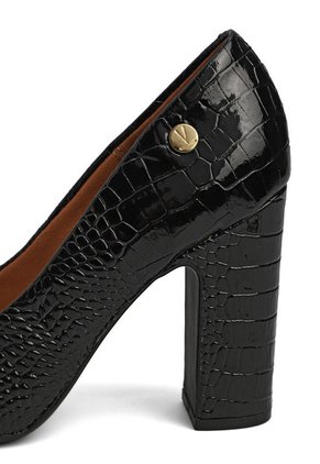 Tacón Alto Negro Vizzano