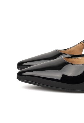 Tacon Medio Cuadrado Negro Verniz Vizzano