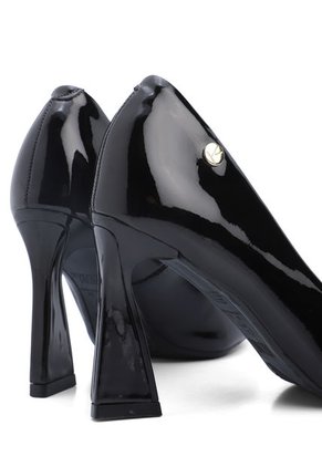 Tacón Negro Vizzano