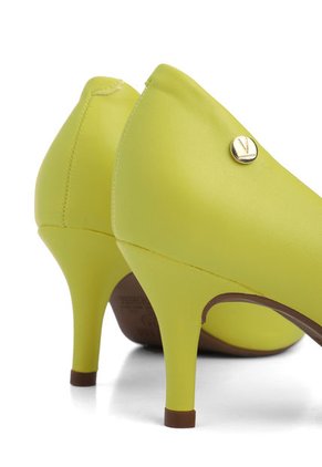 Tacón Medio Amarillo Vizzano
