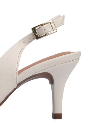 Tacón Medio Marfil Vizzano