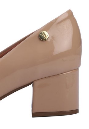 Tacón Medio Nude Vizzano