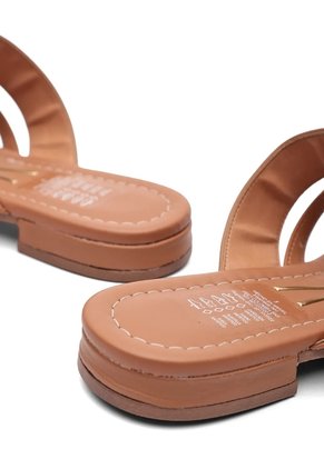 Sandalia Plana Flip-Flop Camel Vizzano
