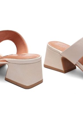 Sandalia Tacon Bajo Cuadrado Mule Marfil-Anillo Vizzano